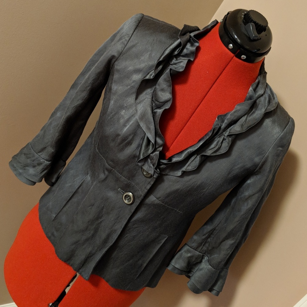 Classiques Entier Ruffled 3/4 Sleeve Blazer